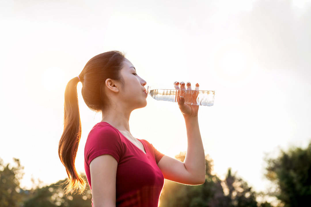 醫師：夏天多喝水避免罹患結石